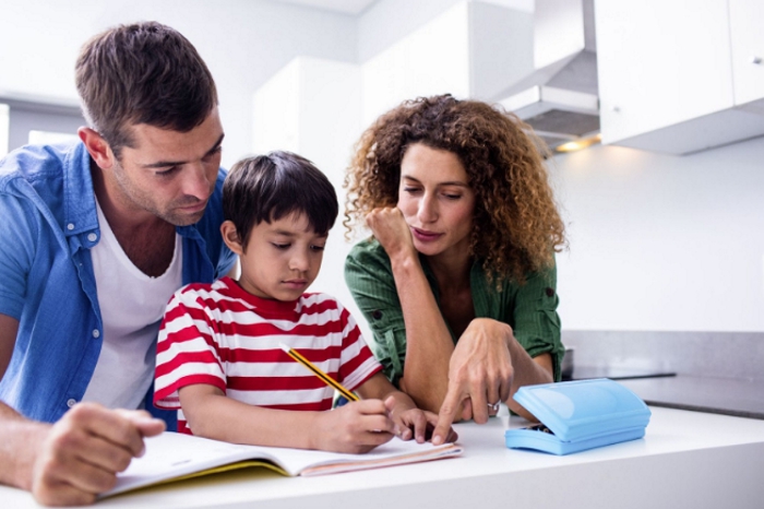 aprender-ingles-em-familia Inglês em família: 4 dicas para aprender todos juntos
