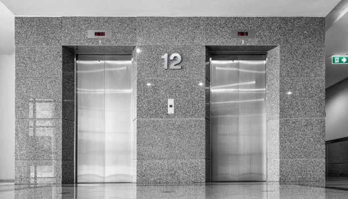 sonhar-com-elevador-caindo-significado Sonhar com elevador caindo, o que significa?